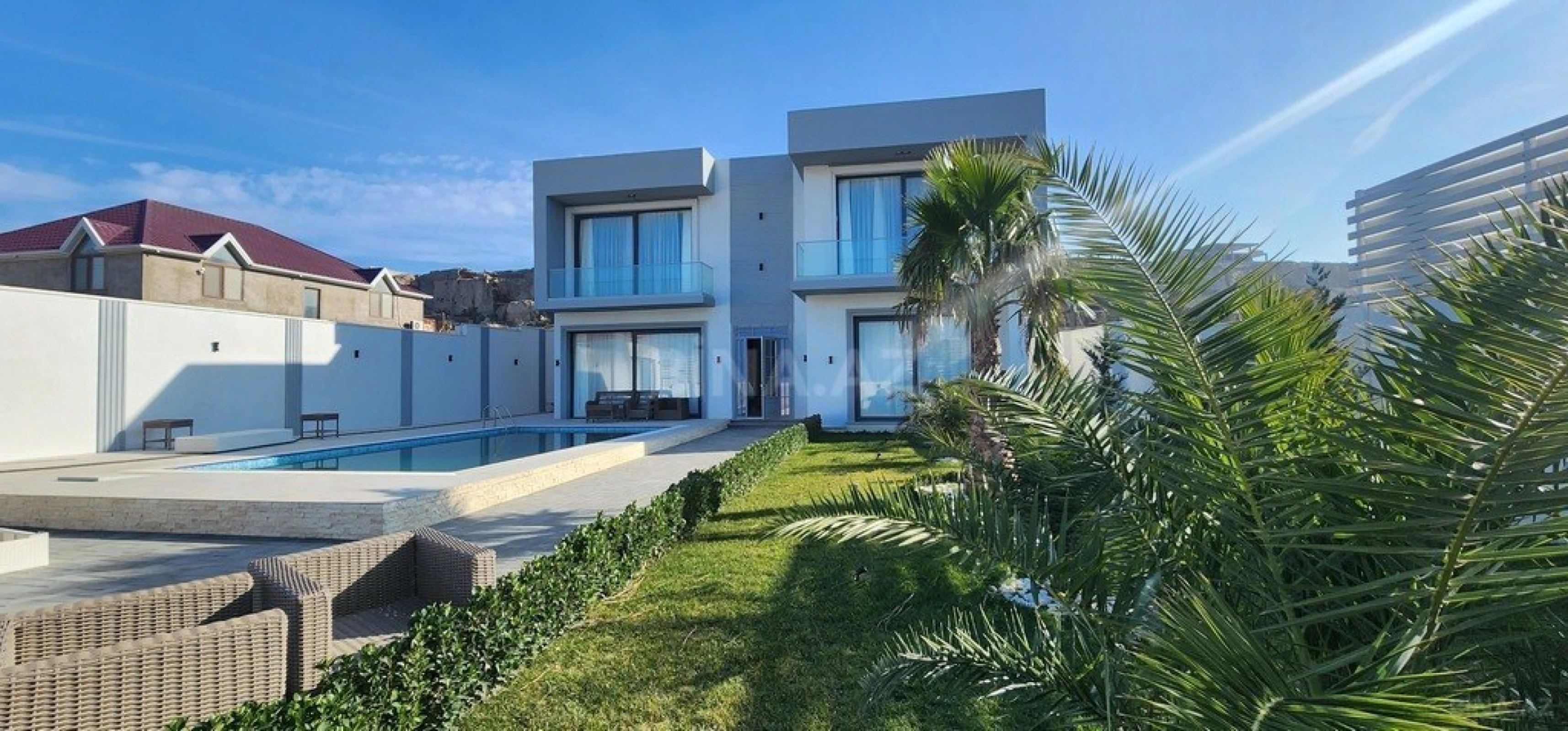 Kirayə verilir 5 otaqlı həyət evi 280 m²