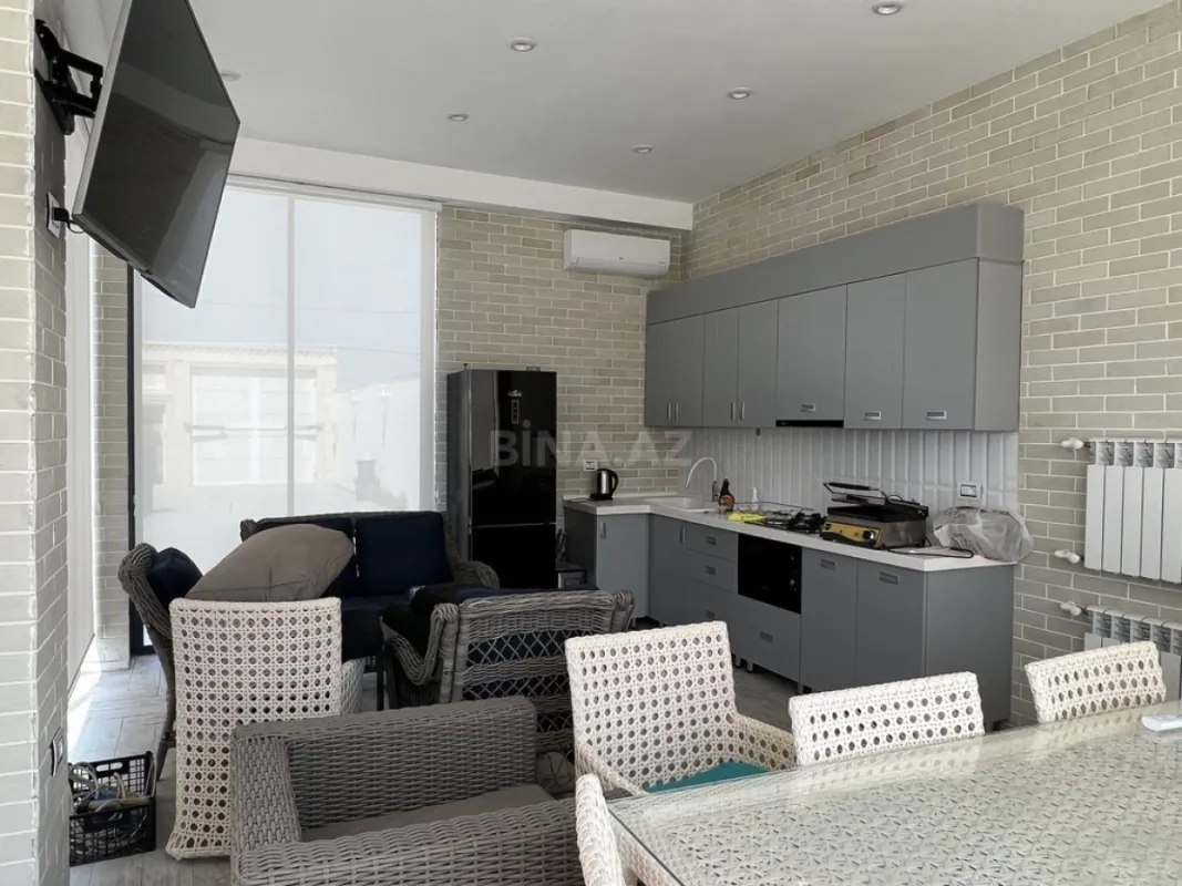 Kirayə verilir 5 otaqlı həyət evi 280 m²