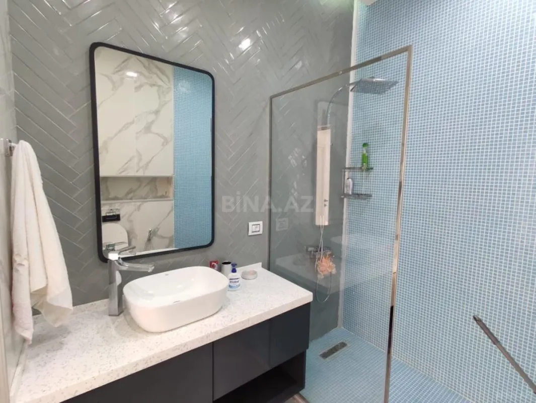 Kirayə verilir 5 otaqlı həyət evi 280 m²