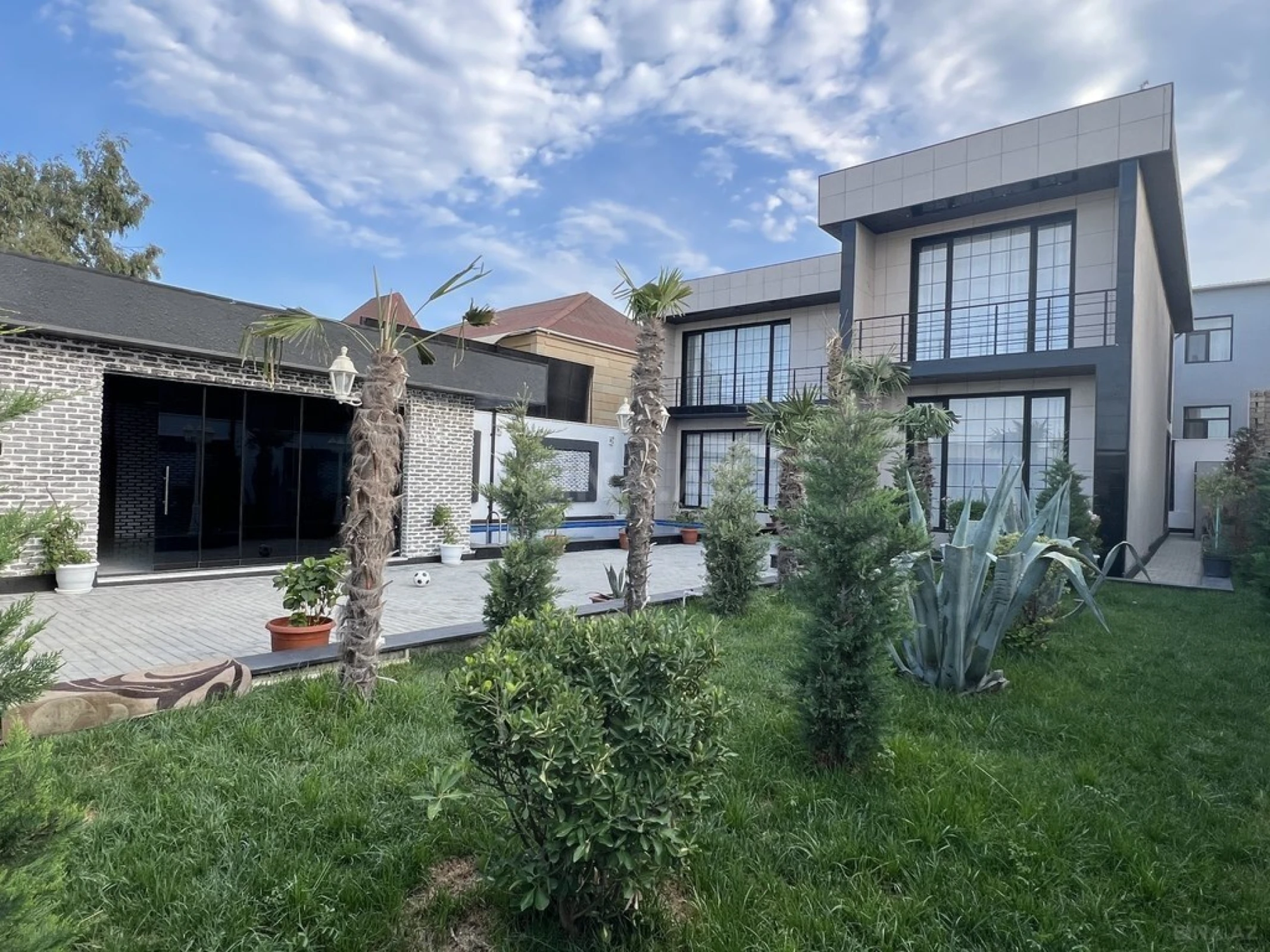 Kirayə verilir həyət evi 290 m²