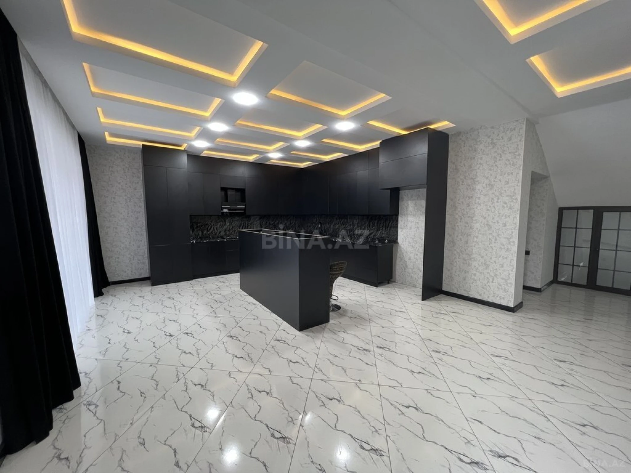Kirayə verilir həyət evi 290 m²