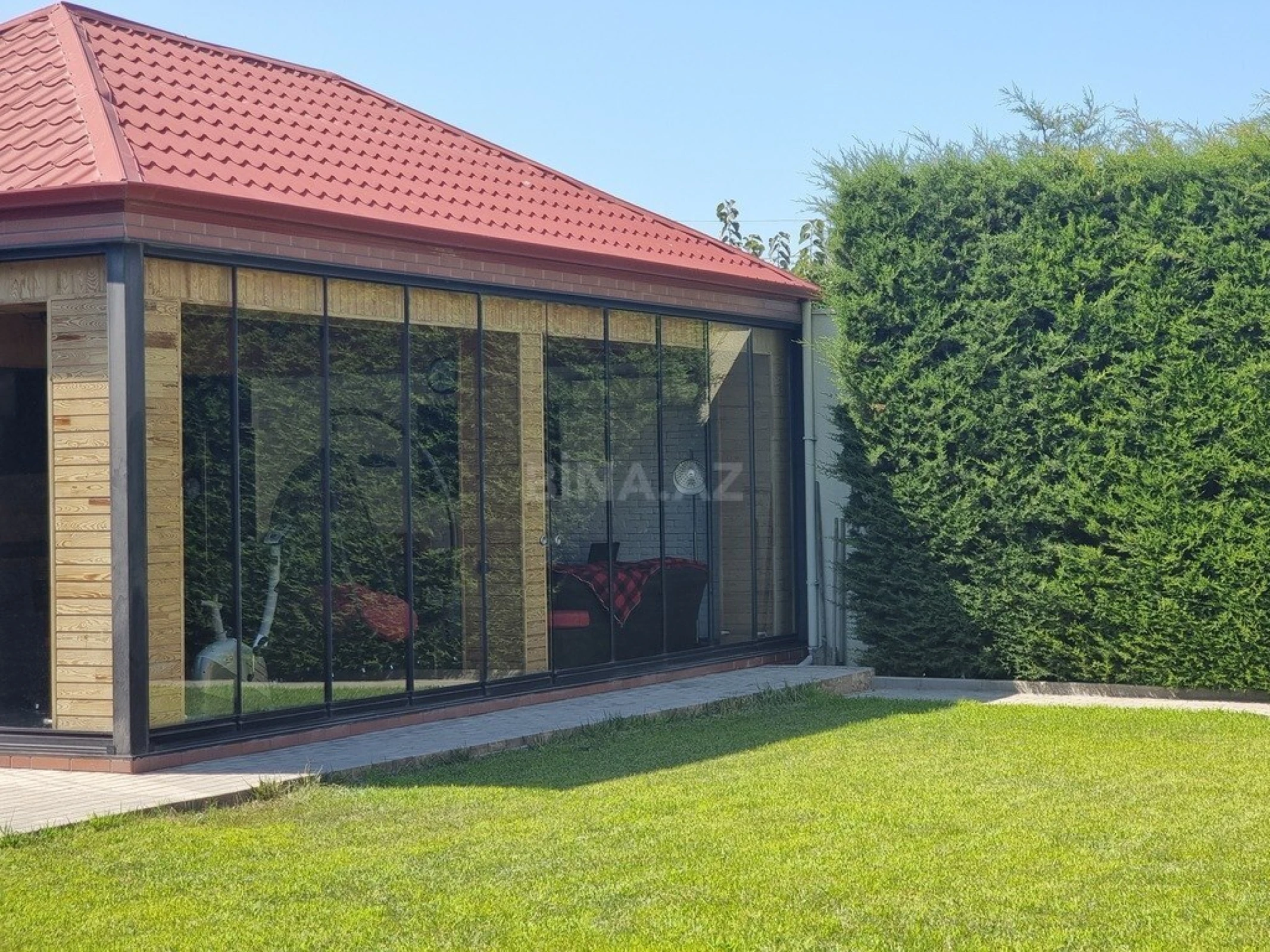 Satılır 5 otaqlı həyət evi 312 m²
