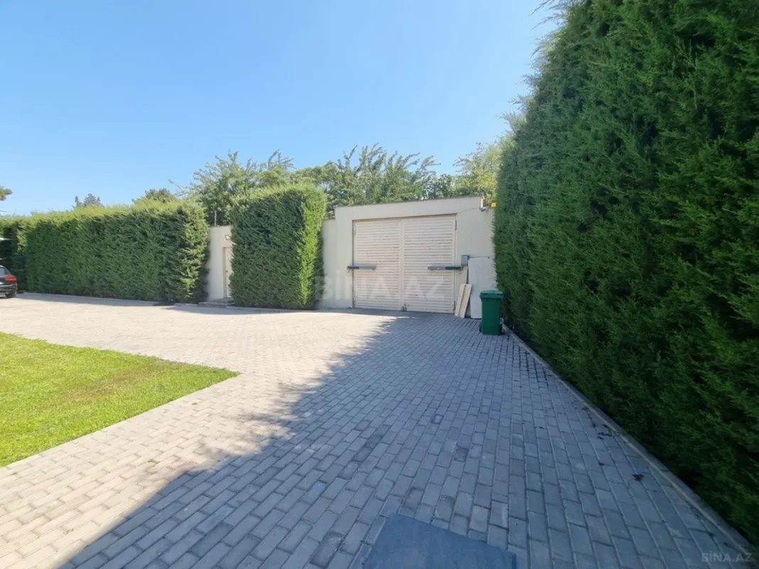 Satılır 5 otaqlı həyət evi 312 m²