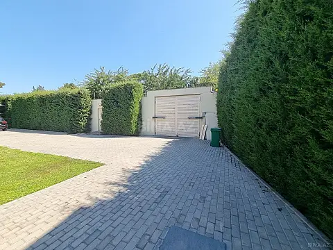 Satılır 5 otaqlı həyət evi 312 m²