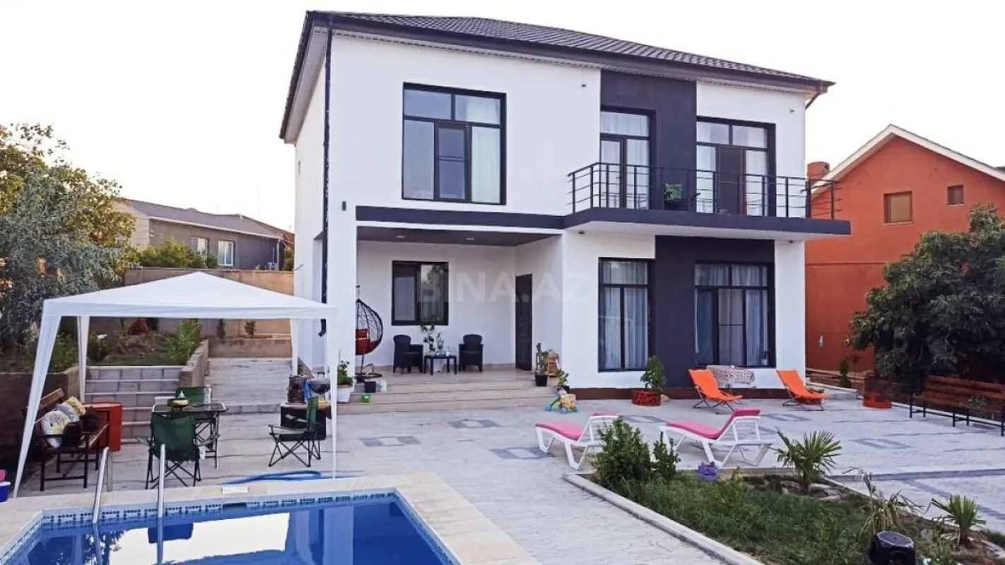 Kirayə verilir 4 otaqlı həyət evi 240 m²