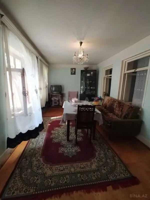 Satılır 5 otaqlı həyət evi 120 m²
