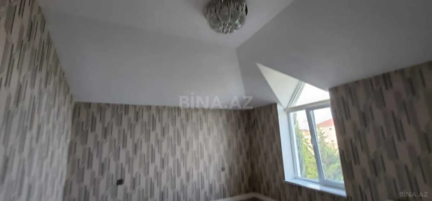 Satılır həyət evi 260 m²