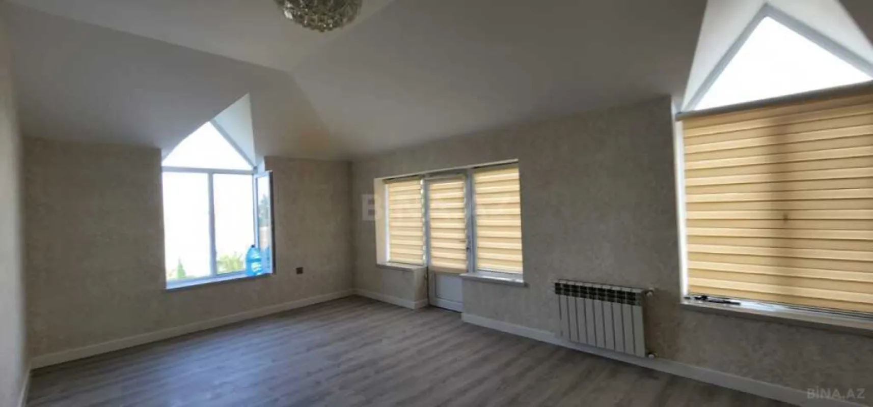 Satılır həyət evi 260 m²
