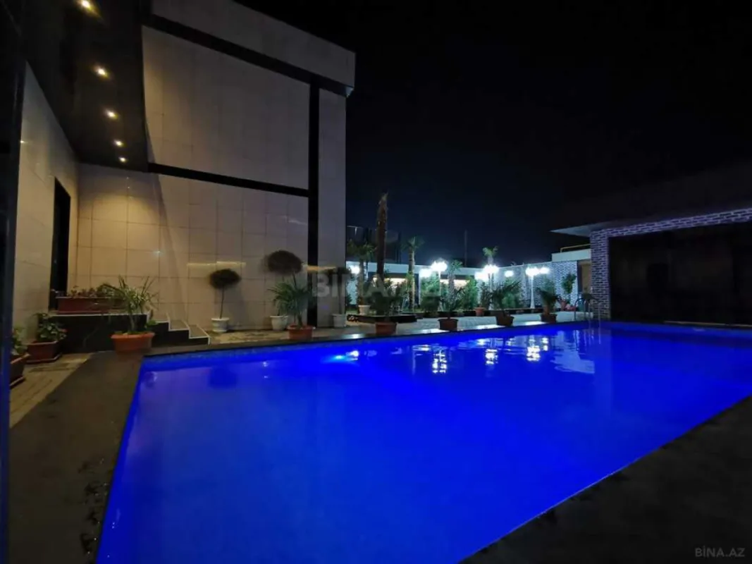 Satılır həyət evi 400 m²