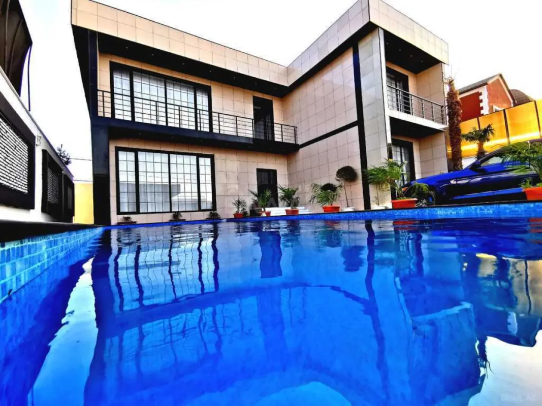 Satılır həyət evi 400 m²