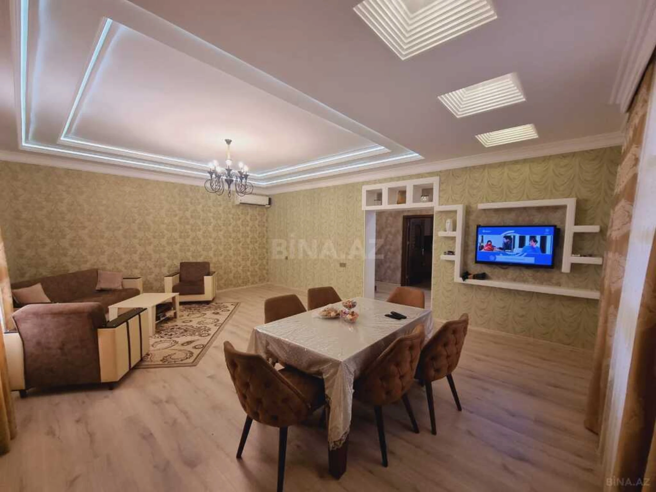 Satılır həyət evi 200 m²