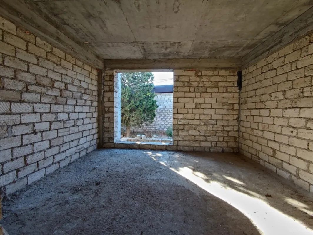 Satılır 7 otaqlı həyət evi 404 m²