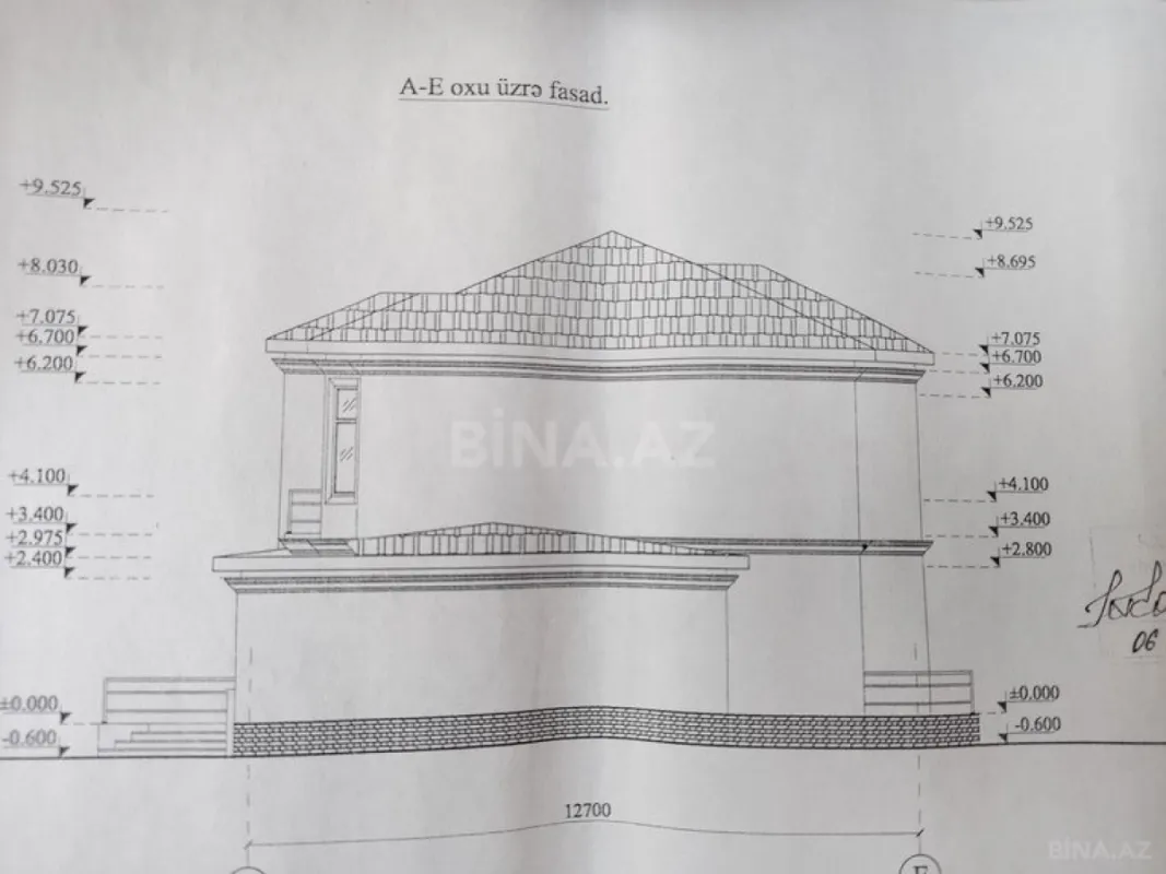 Satılır 7 otaqlı həyət evi 404 m²