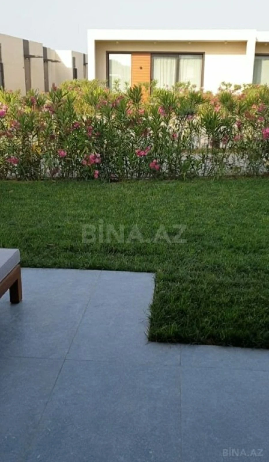 Kirayə verilir 1 otaqlı həyət evi 68 m²