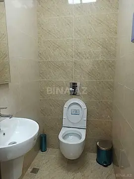 Satılır obyekt 576 m²