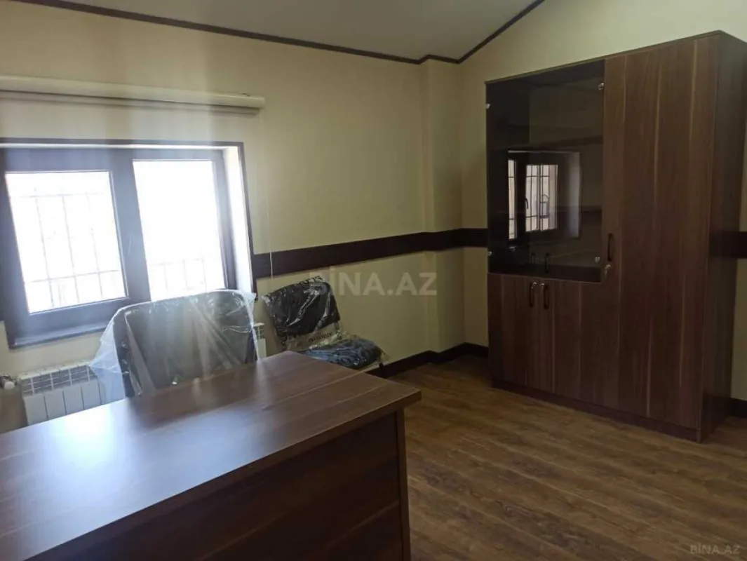 Satılır obyekt 576 m²
