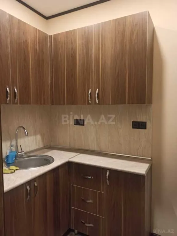 Satılır obyekt 576 m²
