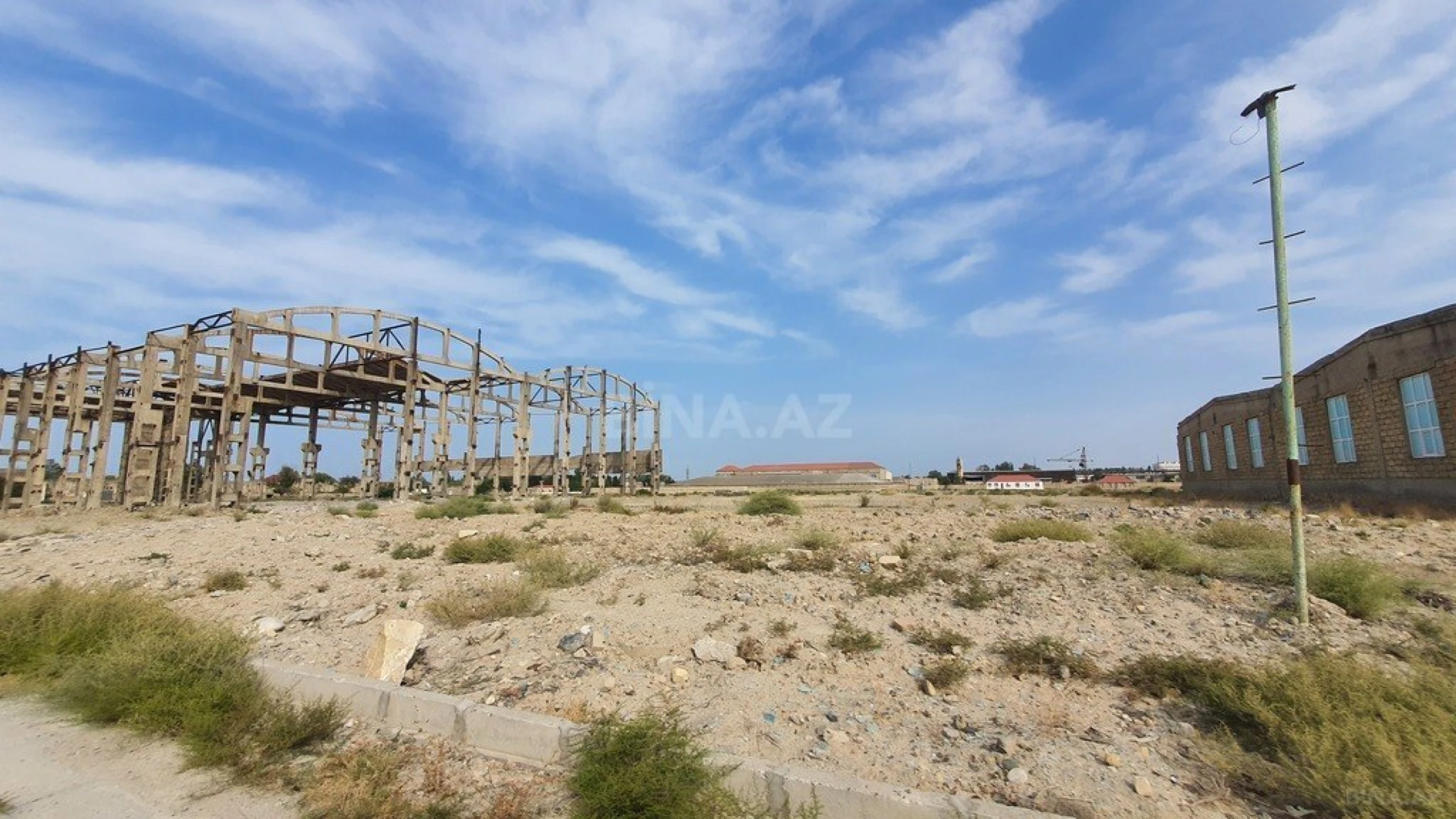 Satılır torpaq sahəsi 1000 m²