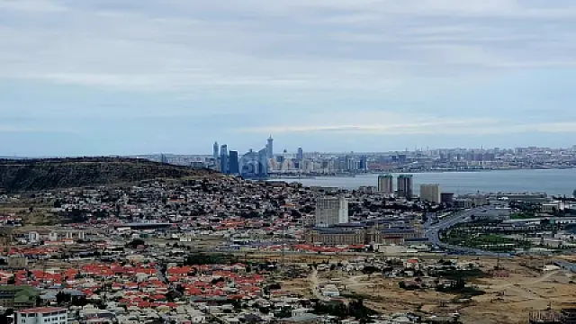 Satılır torpaq sahəsi 12 m²