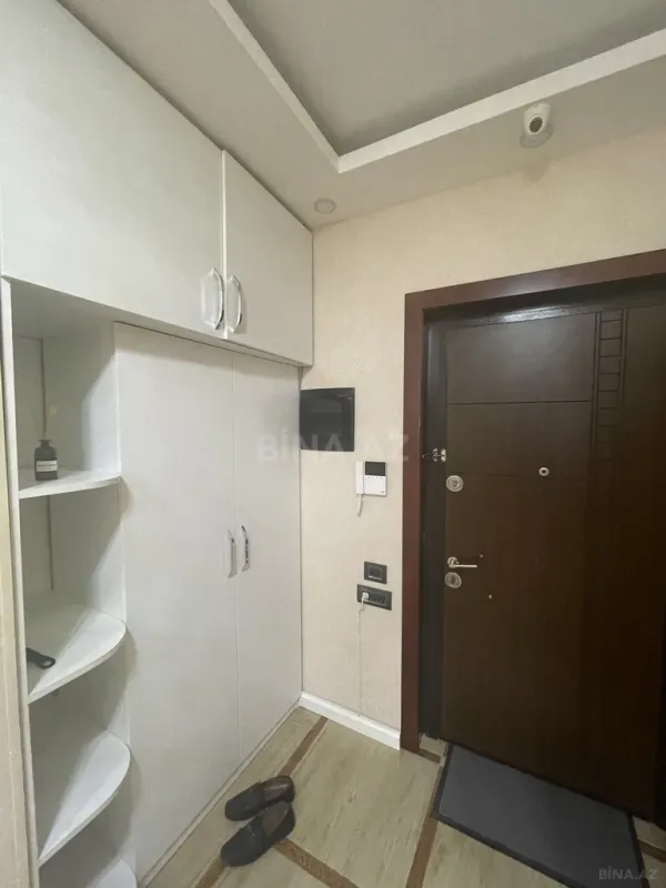 Satılır 3 otaqlı mənzil 140 m²