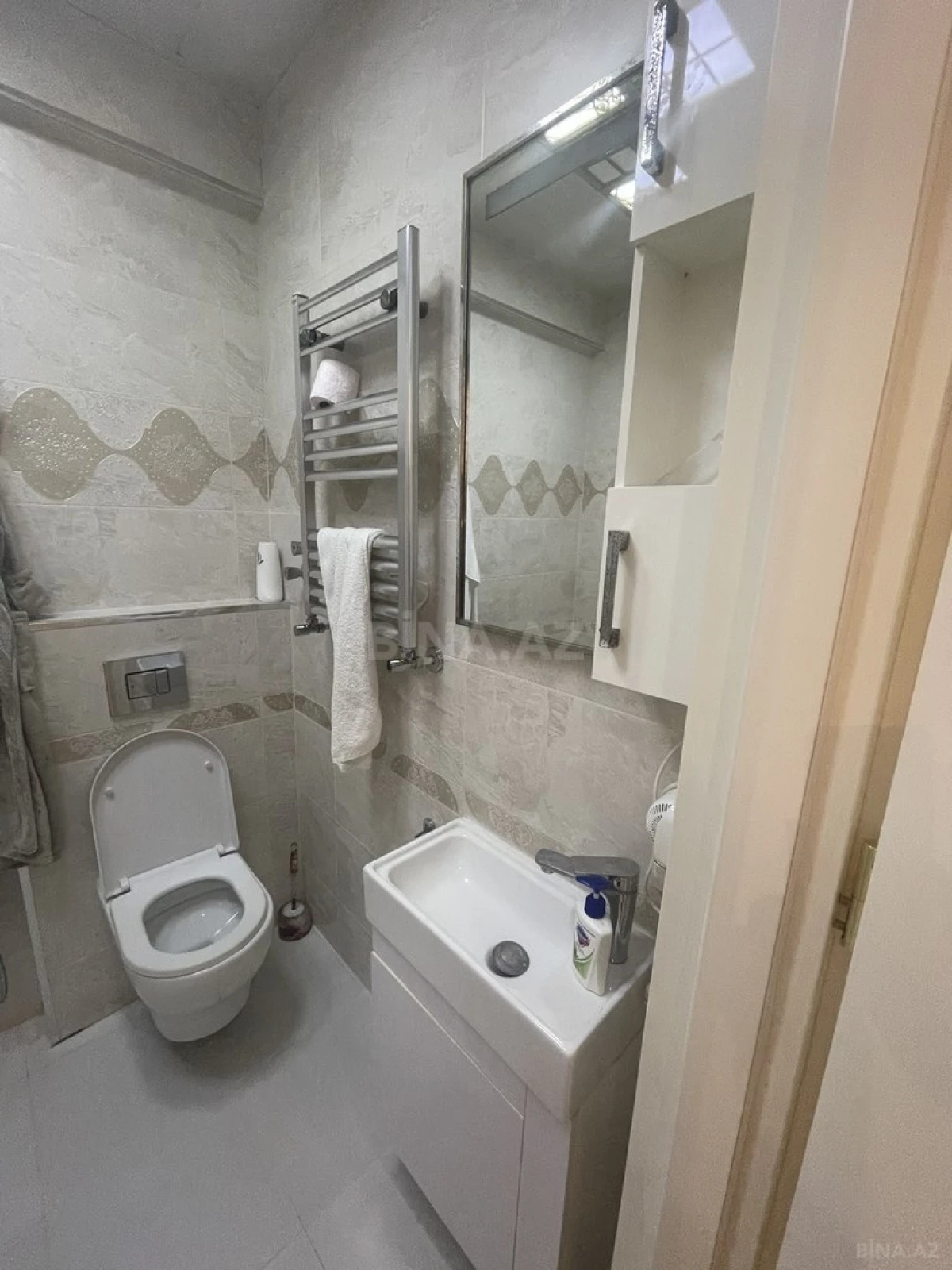 Satılır 3 otaqlı mənzil 140 m²