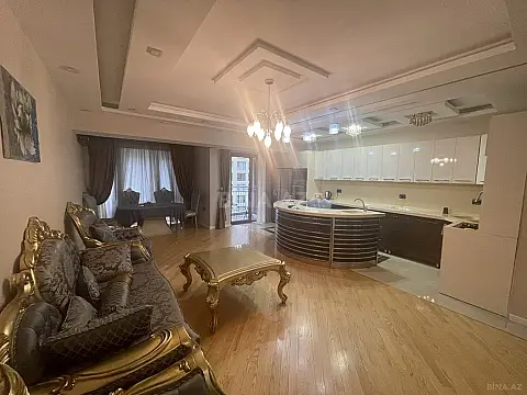 Satılır 3 otaqlı mənzil 140 m²