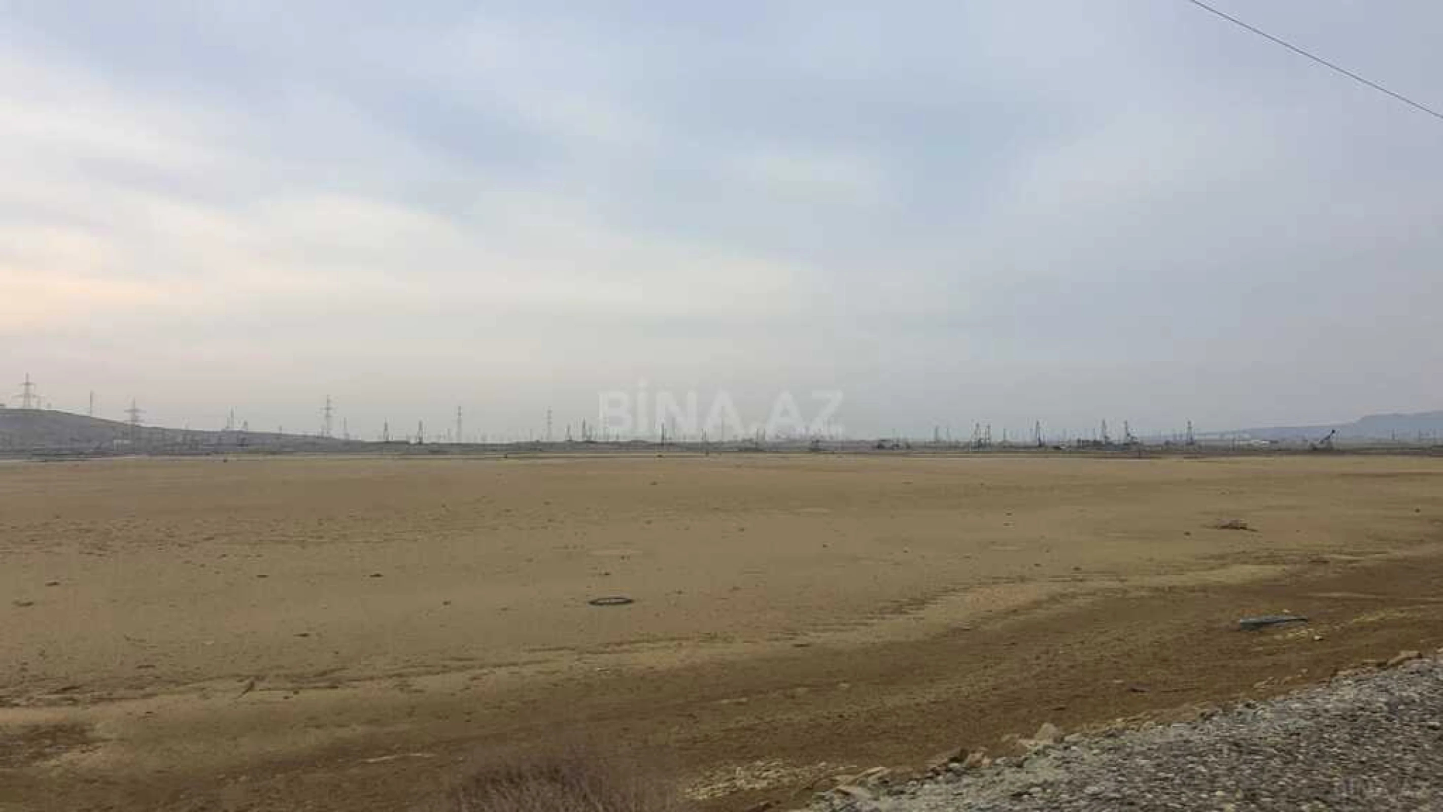 Satılır torpaq sahəsi 300 m²