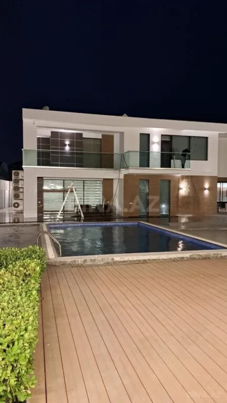 Kirayə verilir 6 otaqlı həyət evi 360 m²