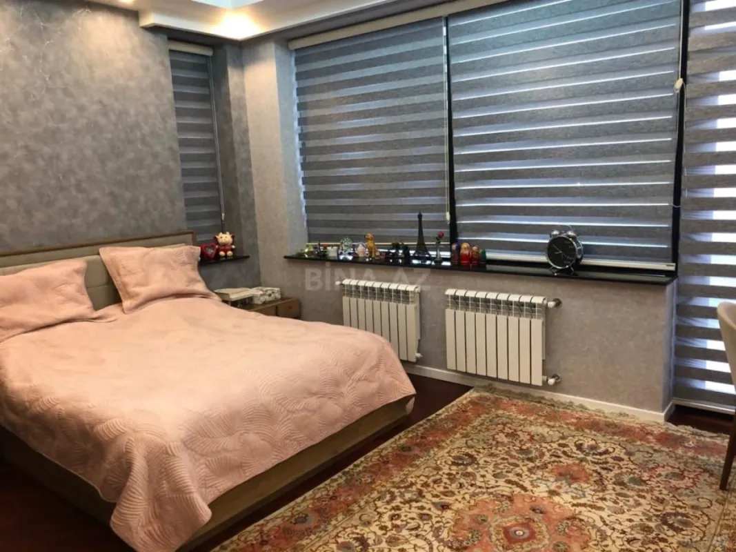 Kirayə verilir 6 otaqlı həyət evi 360 m²