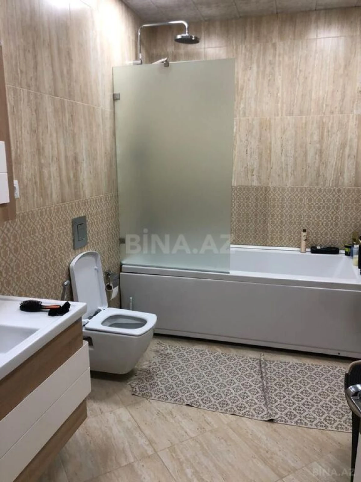Kirayə verilir 6 otaqlı həyət evi 360 m²