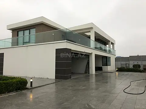Kirayə verilir 6 otaqlı həyət evi 360 m²