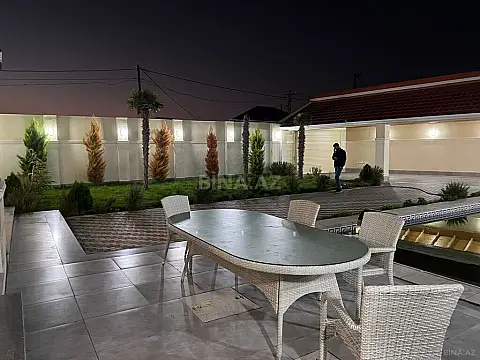 Kirayə verilir 5 otaqlı həyət evi 320 m²