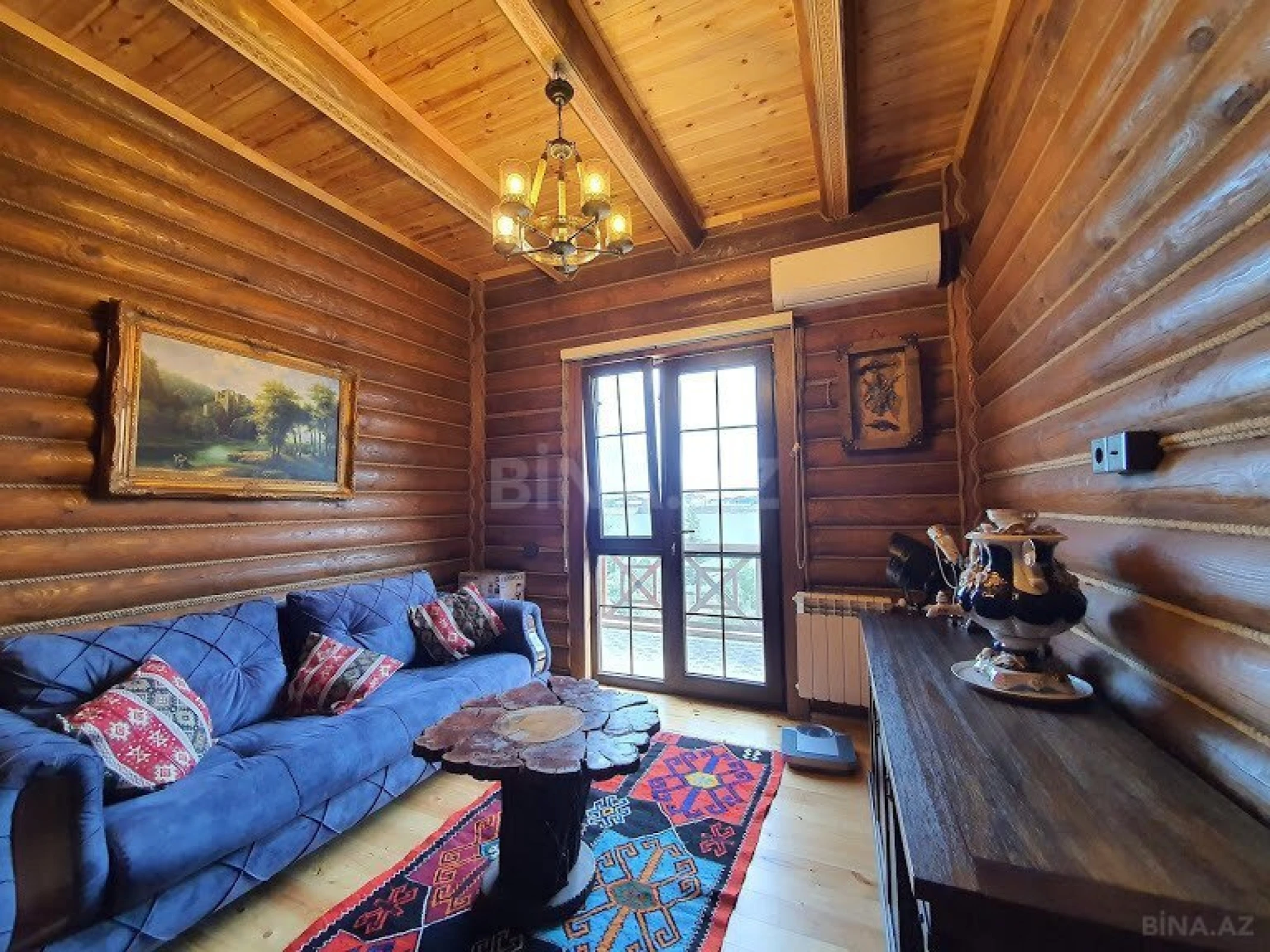 Satılır 9 otaqlı həyət evi 600 m²