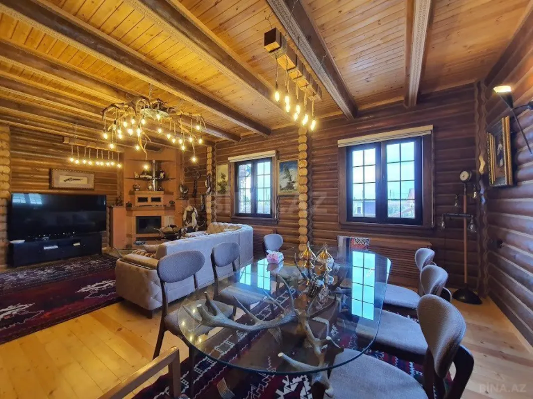 Satılır 9 otaqlı həyət evi 600 m²