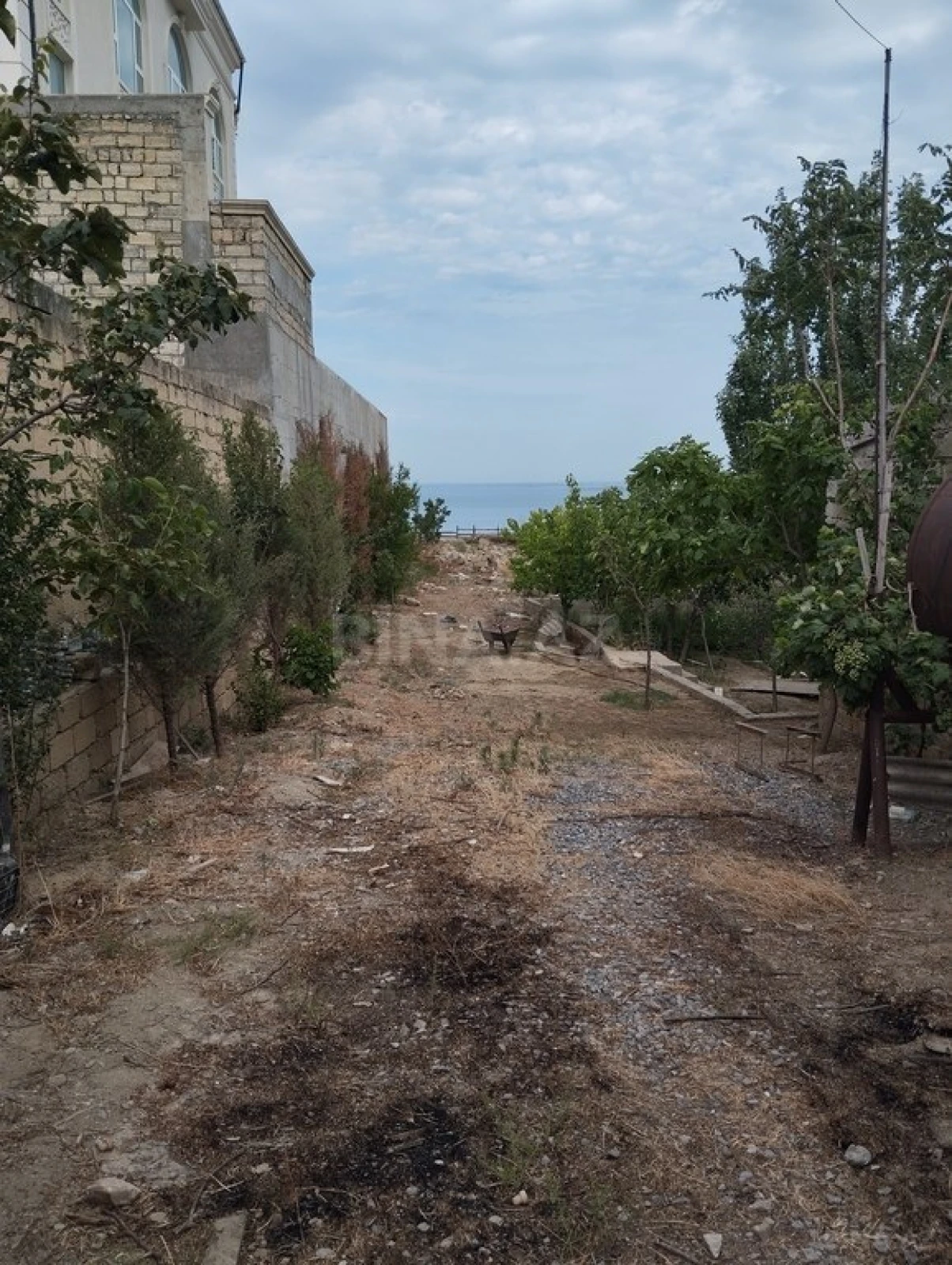 Satılır torpaq sahəsi 27 m²