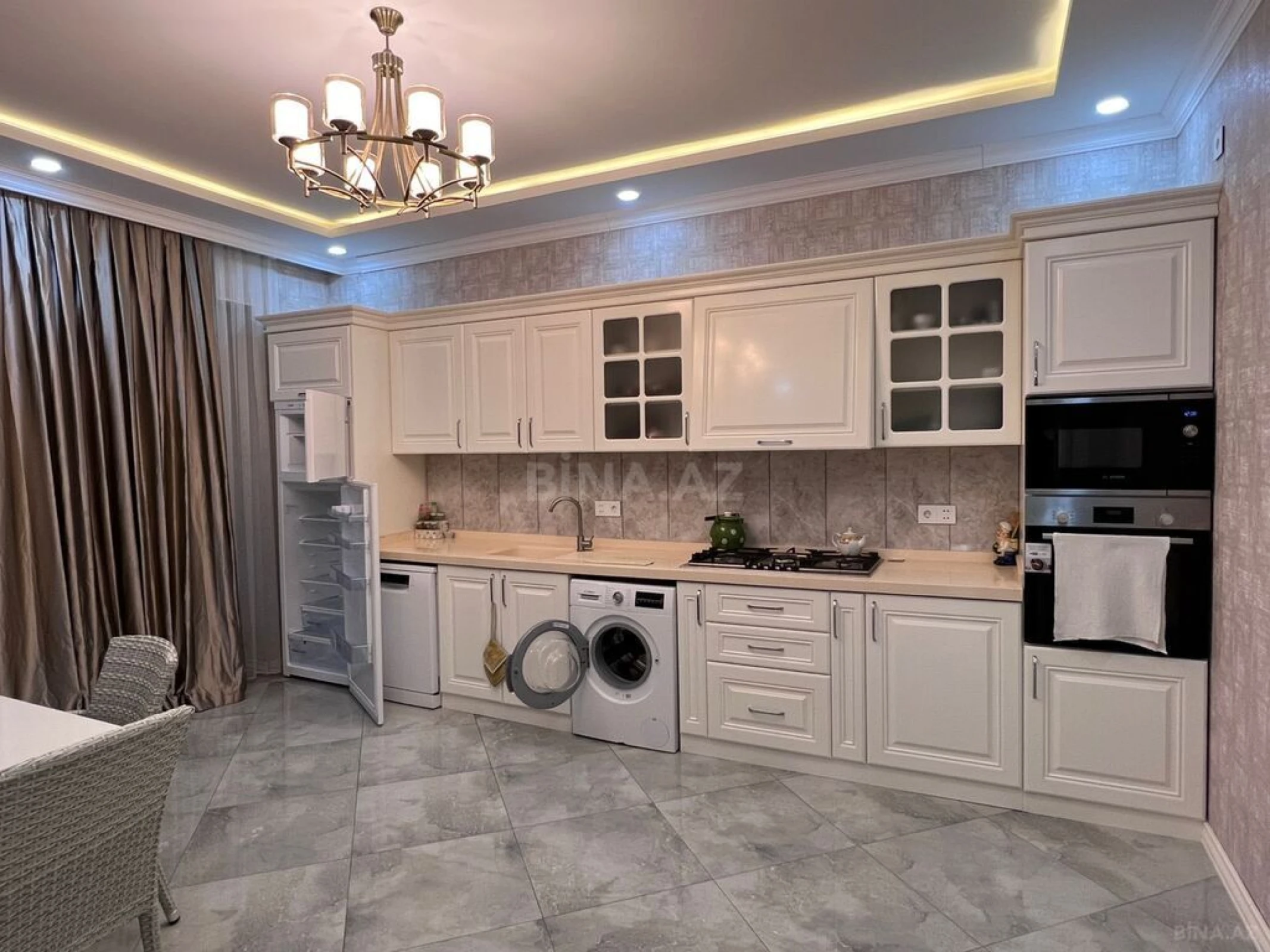 Kirayə verilir 5 otaqlı həyət evi 360 m²