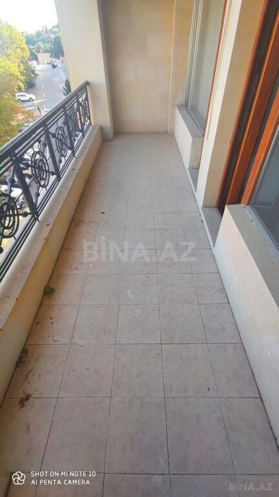Satılır 3 otaqlı mənzil 125 m²