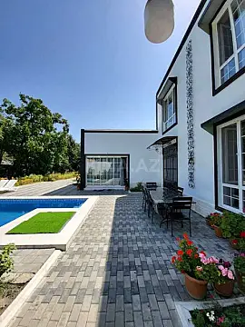 Kirayə verilir 5 otaqlı həyət evi 155 m²