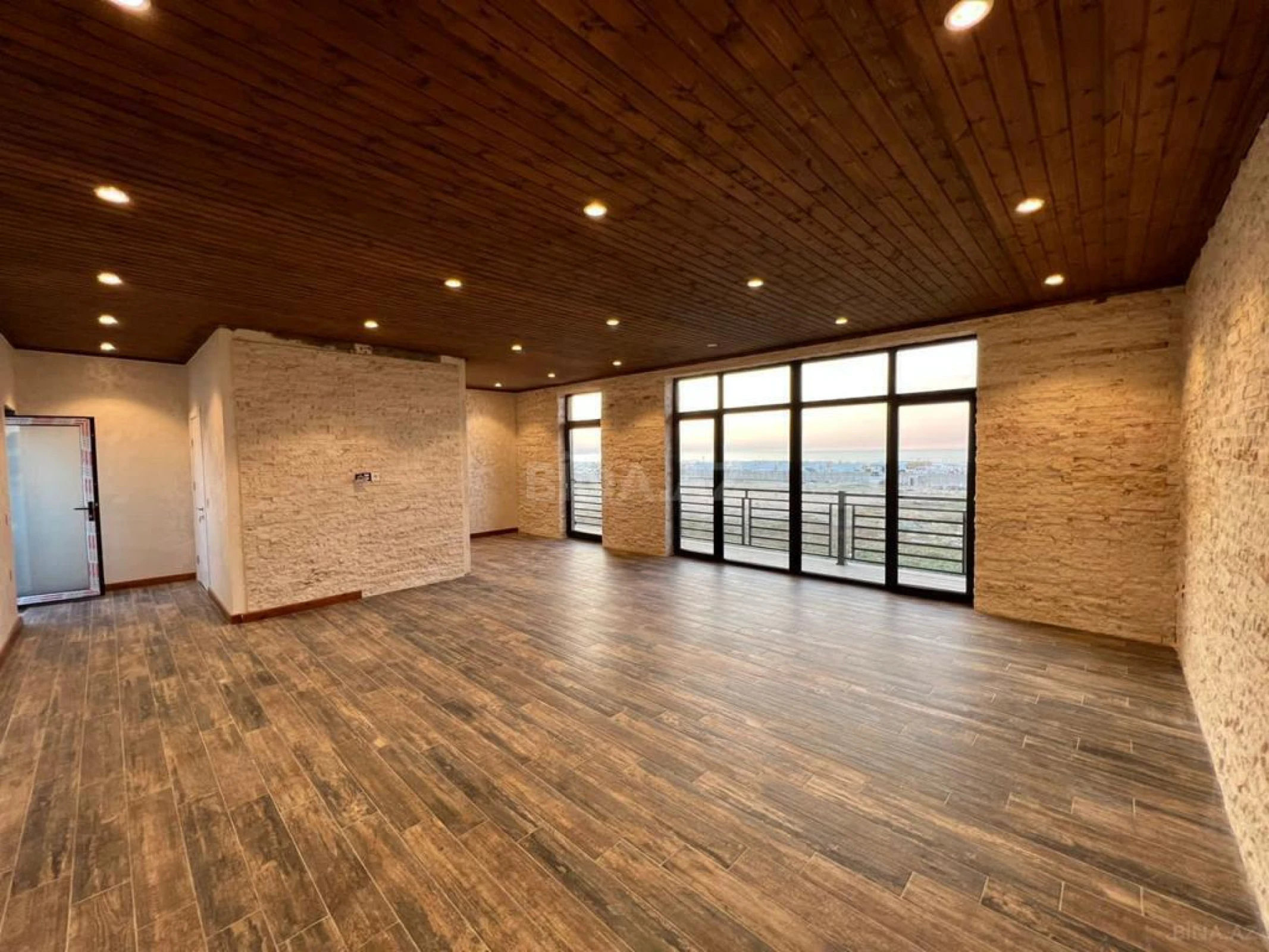 Kirayə verilir 5 otaqlı həyət evi 190 m²