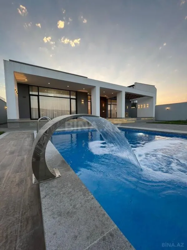 Kirayə verilir 5 otaqlı həyət evi 190 m²