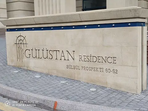 Satılır 15 otaqlı mənzil 875 m²