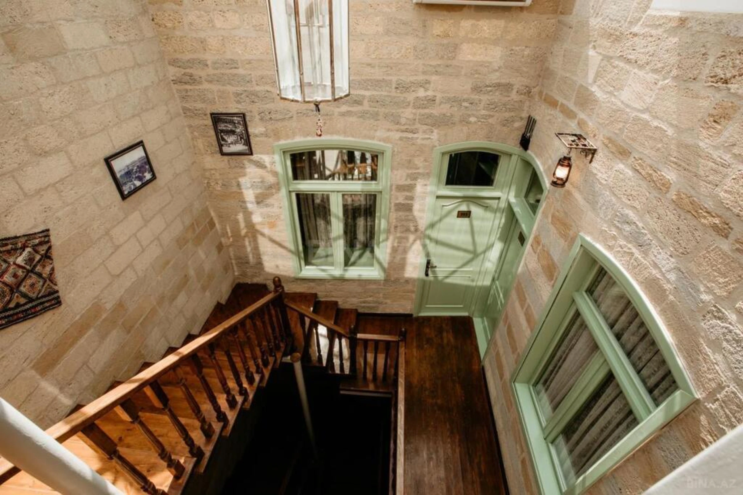 Satılır obyekt 280 m²