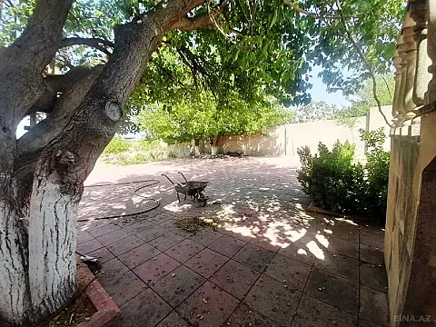 Satılır həyət evi 100 m²