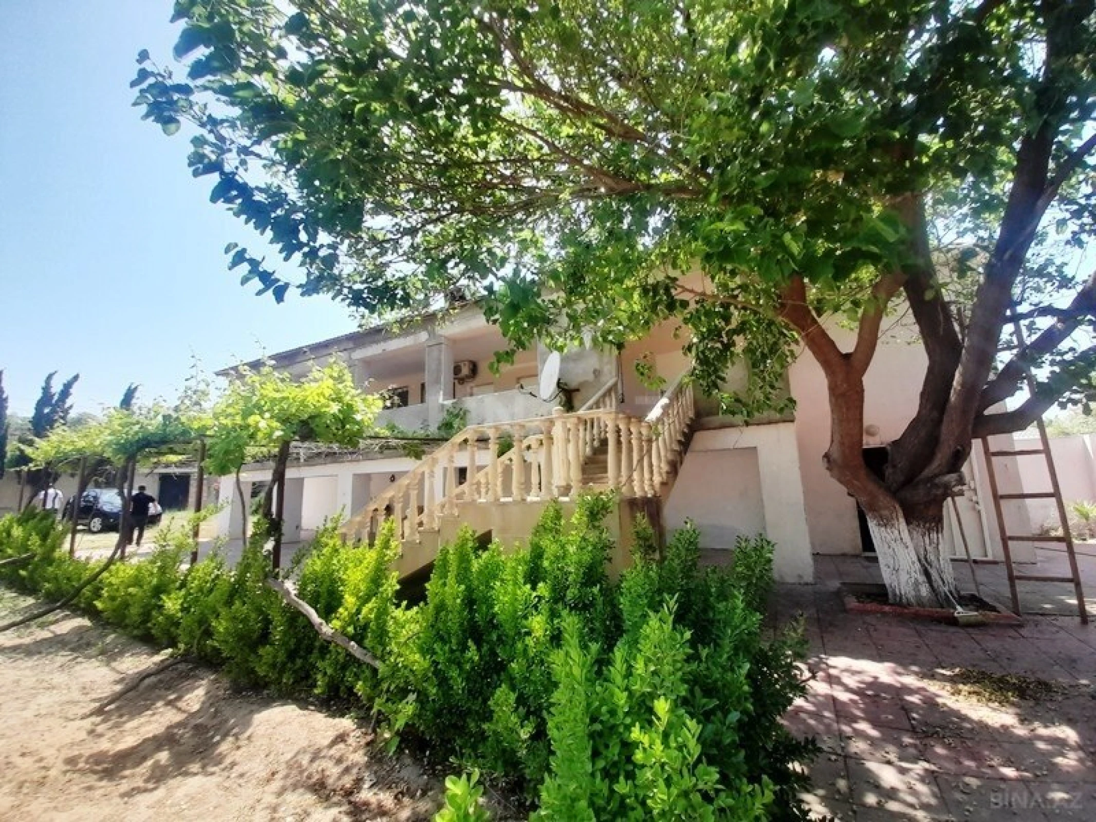 Satılır həyət evi 100 m²