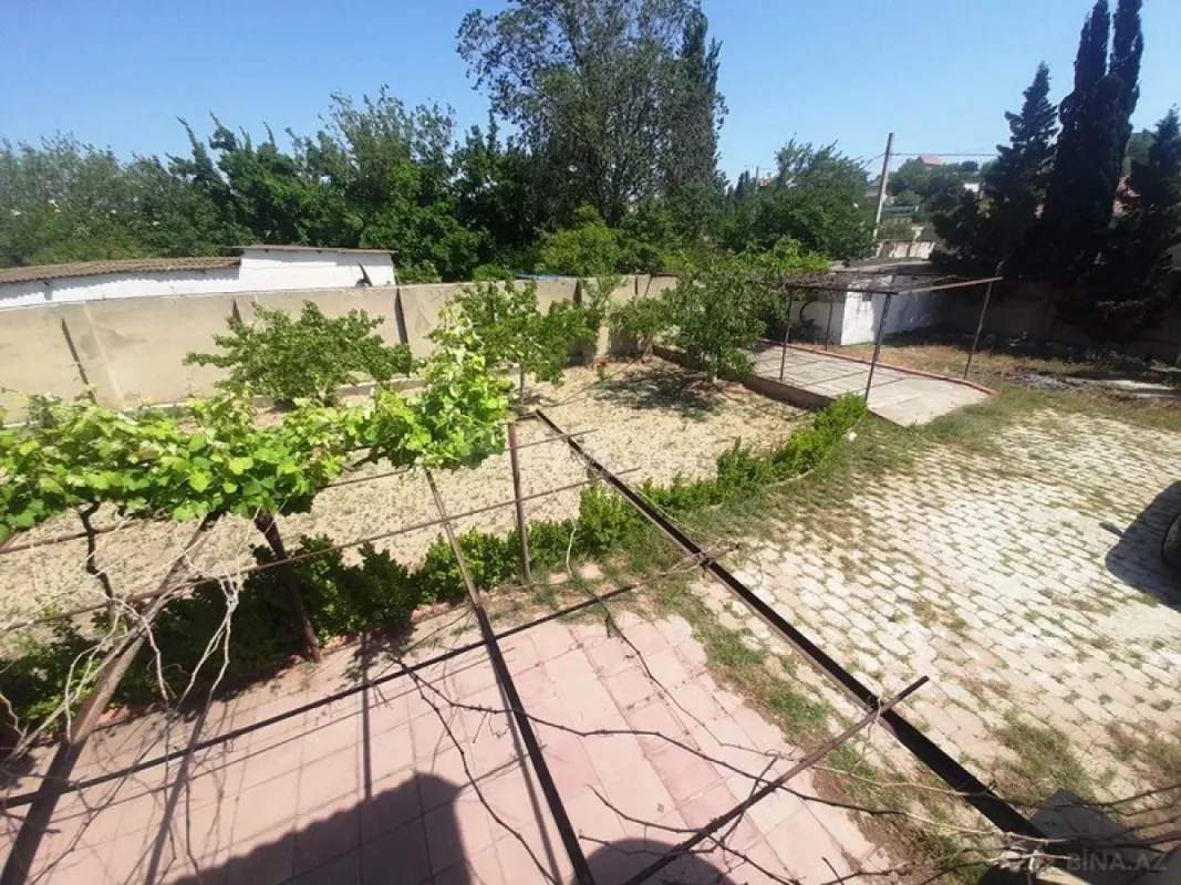 Satılır həyət evi 100 m²