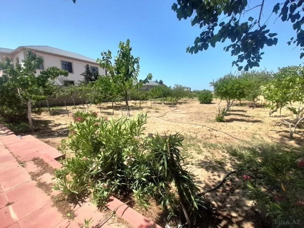 Satılır həyət evi 100 m²