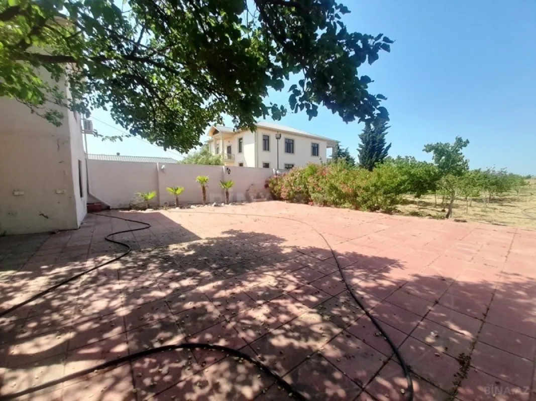 Satılır həyət evi 100 m²