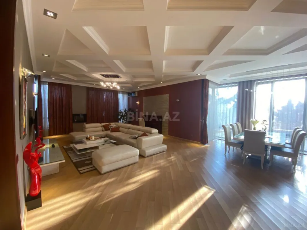 Kirayə verilir 6 otaqlı həyət evi 400 m²