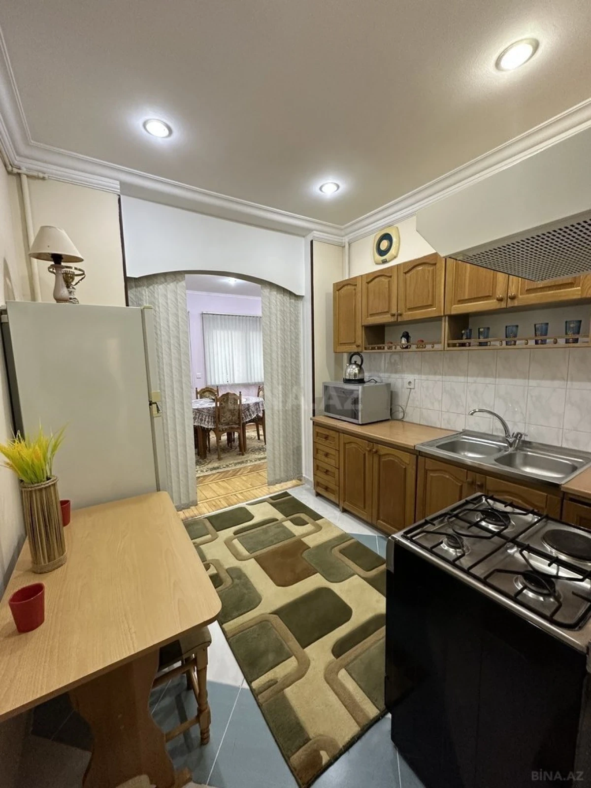 Kirayə verilir 2 otaqlı mənzil 80 m²