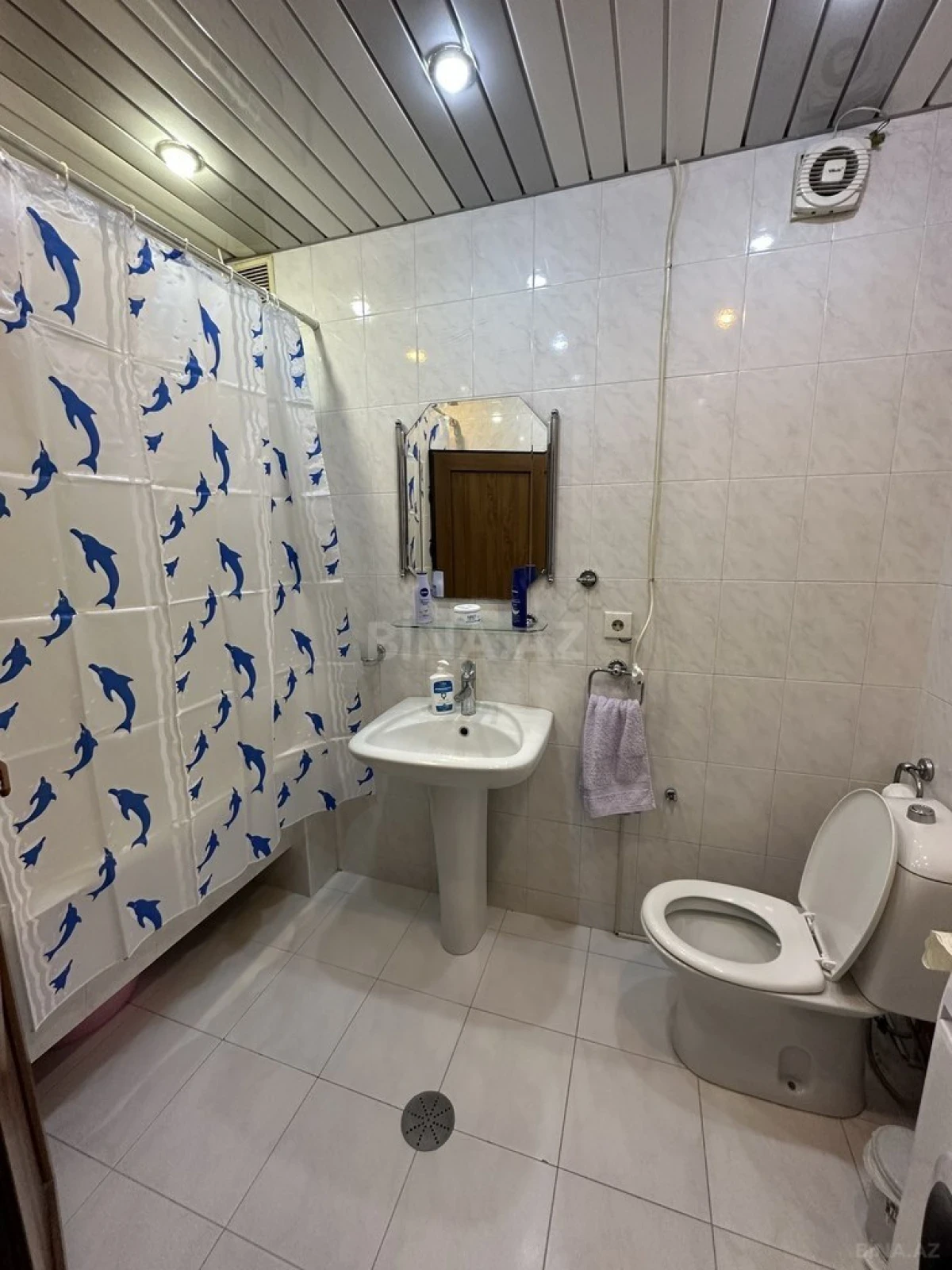 Kirayə verilir 2 otaqlı mənzil 80 m²